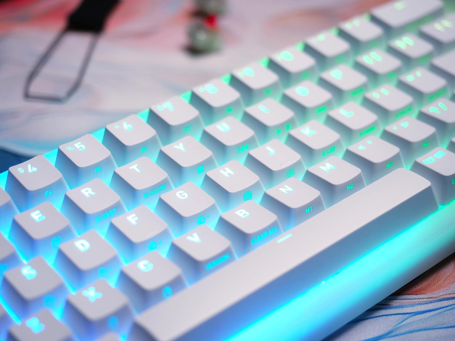 Compact Mechanical Gaming Keyboard 65% Hot-Swappable - KeysCaps