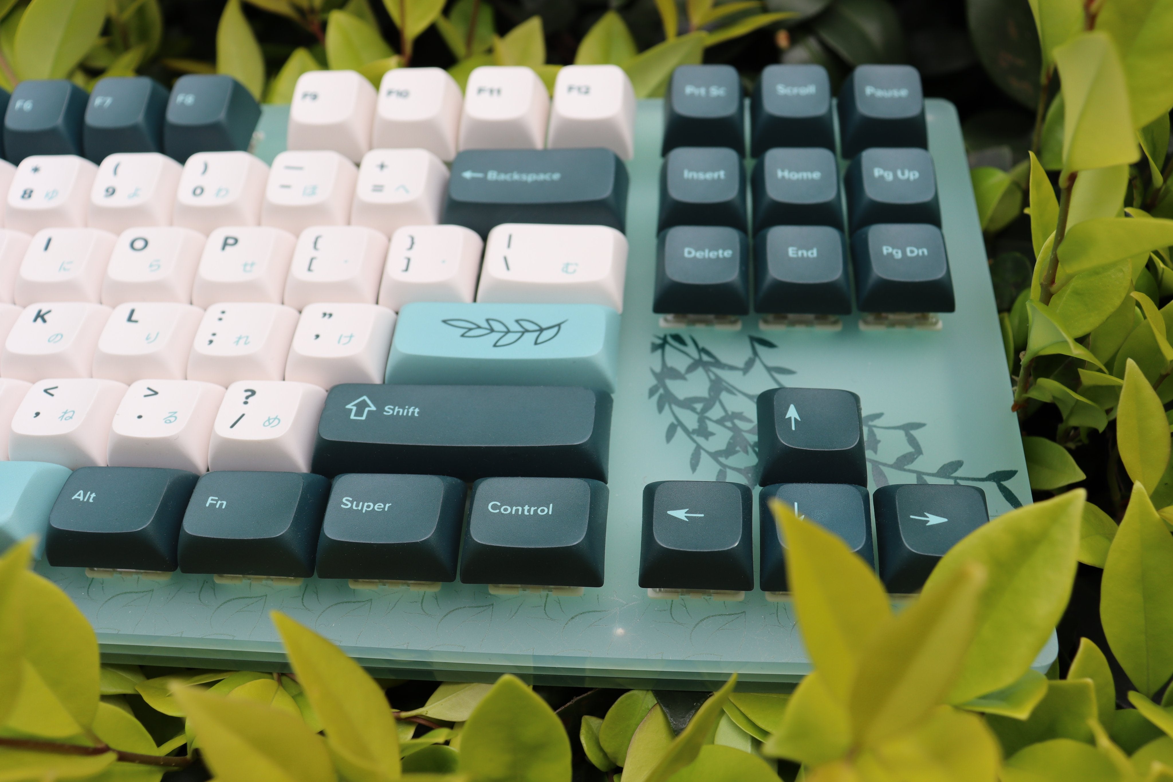 Gaming Mechanical Keyboard TKL Hot Swappable RGB with Plant Theme - KeysCaps