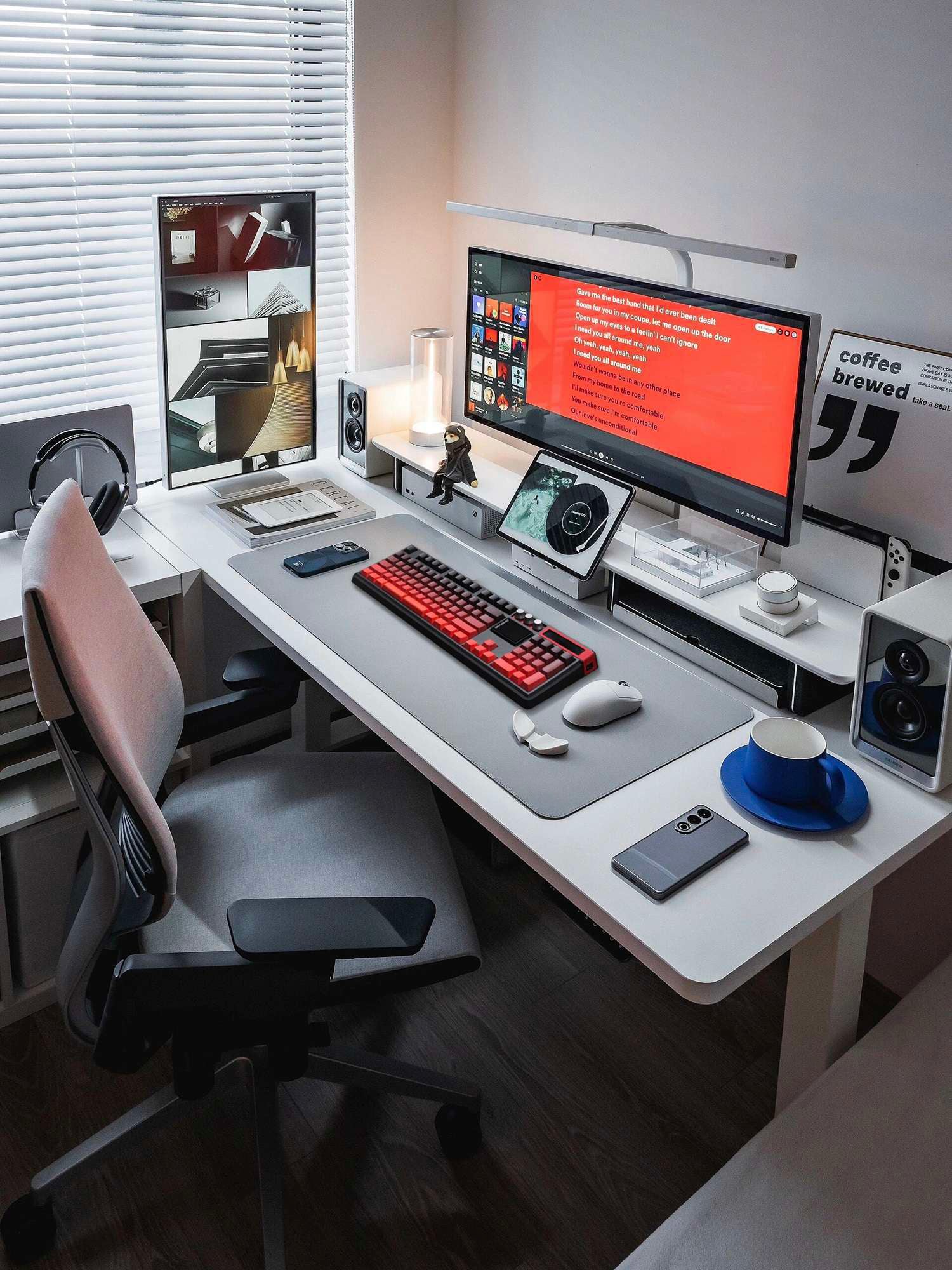 Wireless Mechanical Keyboard Hot-Swappable Side-Engraved  | KeysCaps