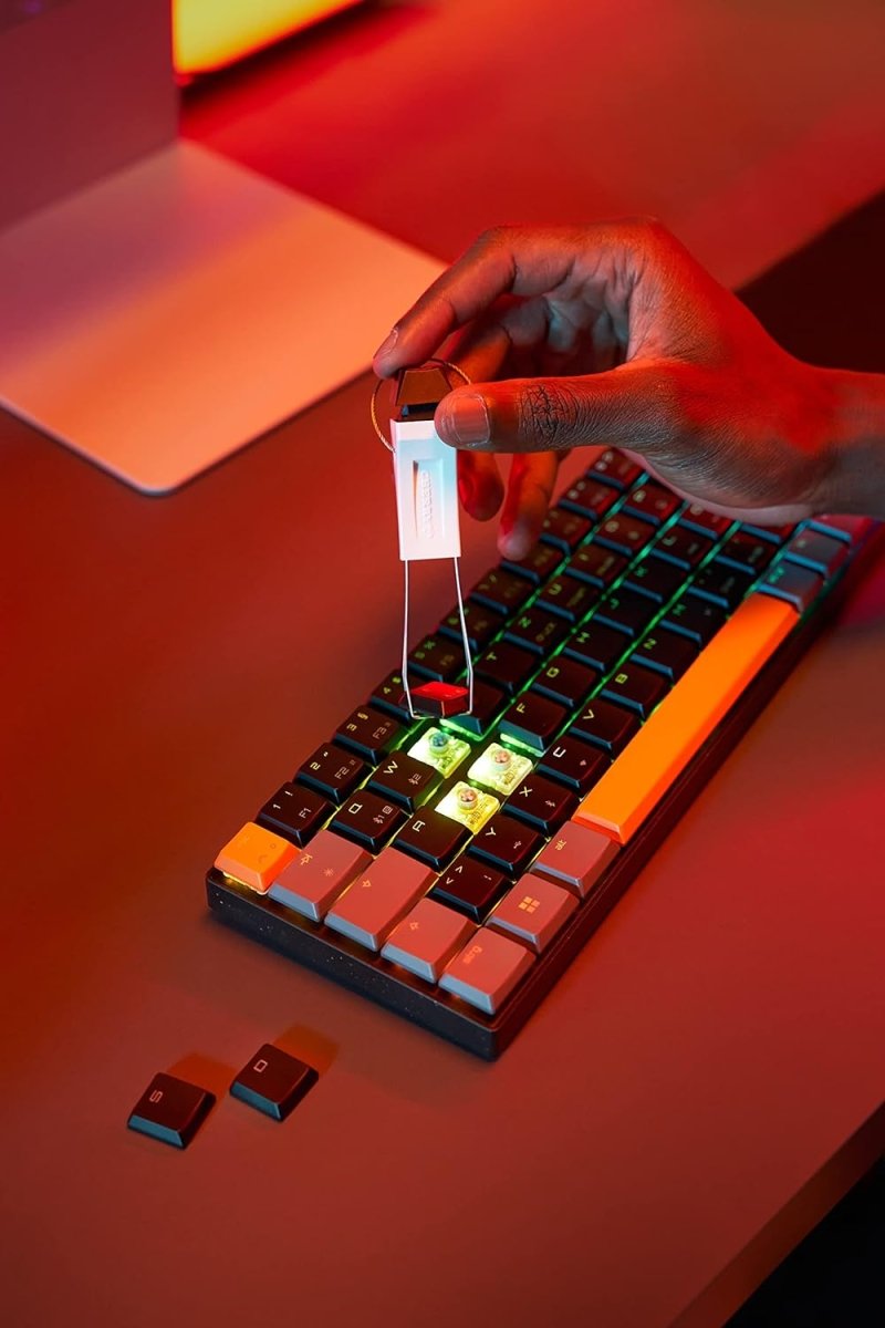 Compact Wireless Gaming Keyboard RGB MX Speed Switches - Keys Caps