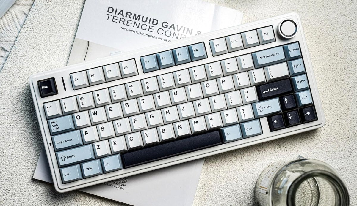 Mechanical Bluetooth Keyboard 5.0G Wireless 99 Keys - Keys Caps