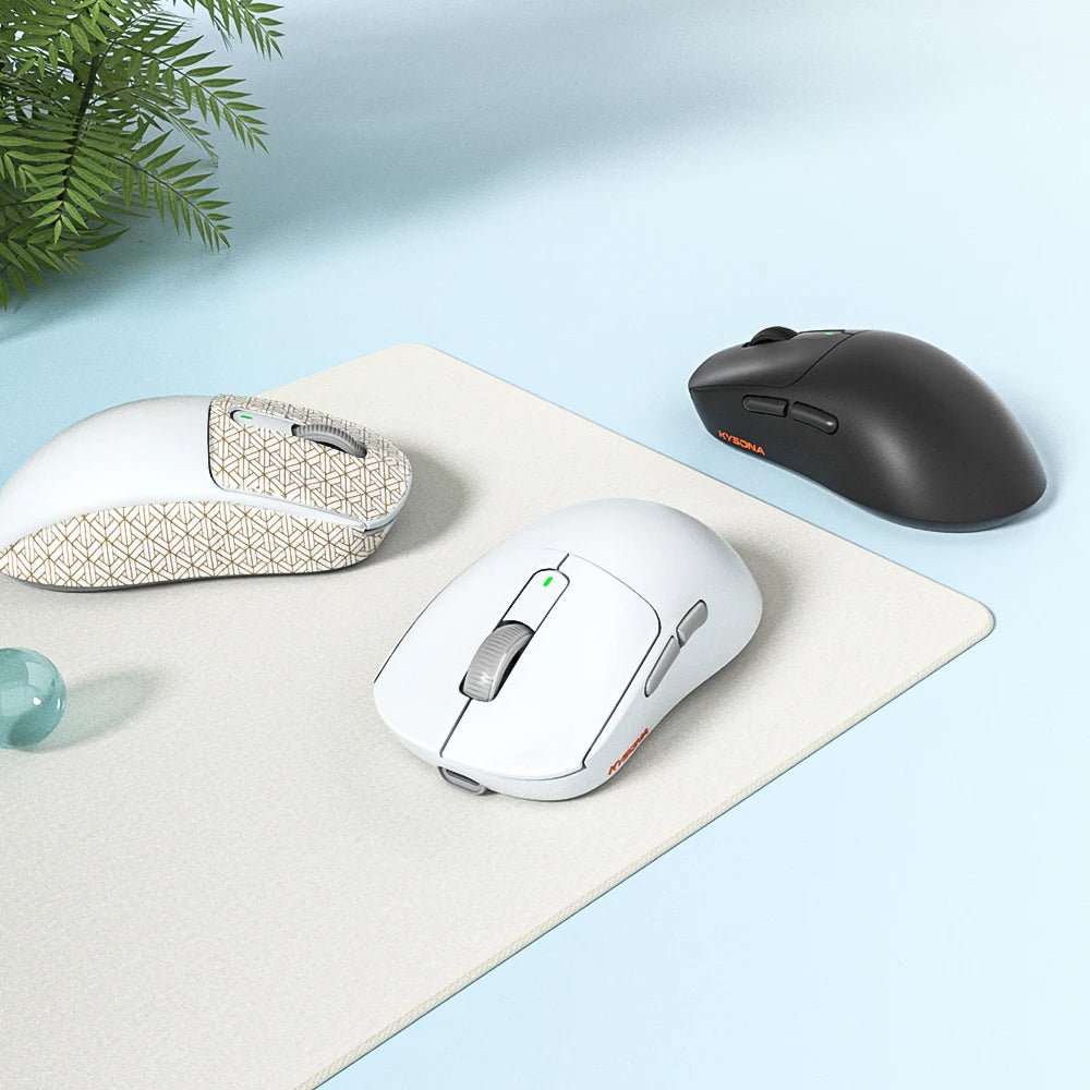 Wireless Gaming Mouse Ultralight Optical Esports 55g, White - Keys Caps