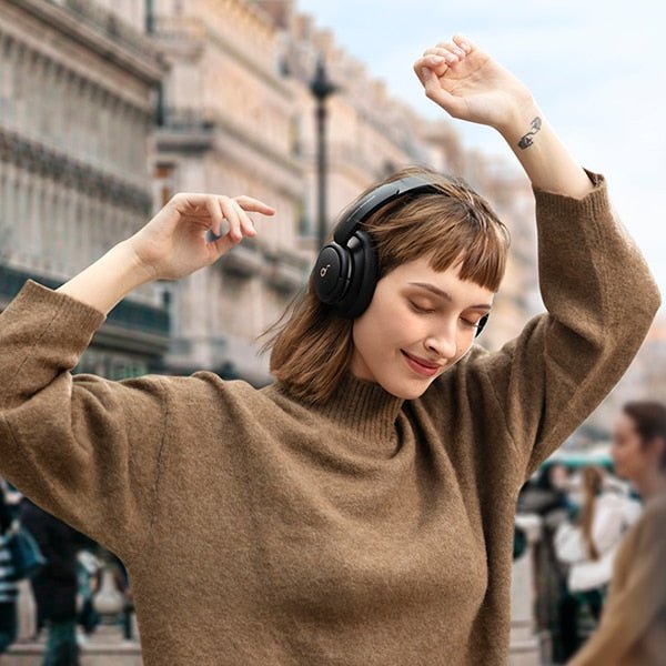 Noise Cancelling Headphones with Hi - Res Sound - Keys Caps